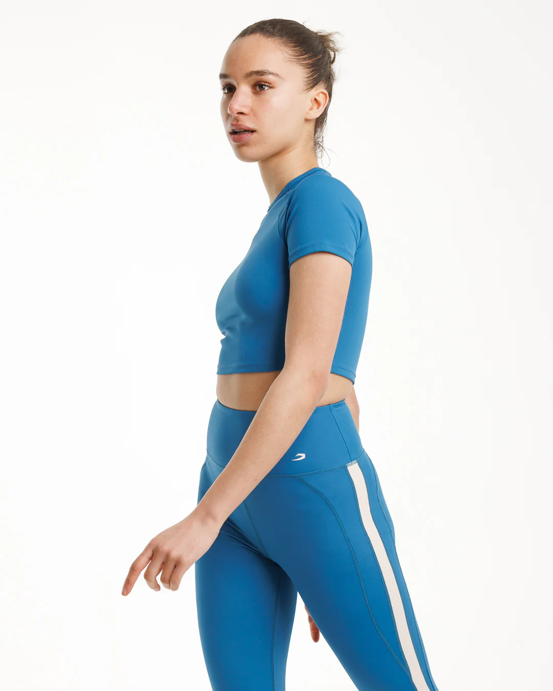 Training Short Sleeve Crop Top - Blue - Image 5