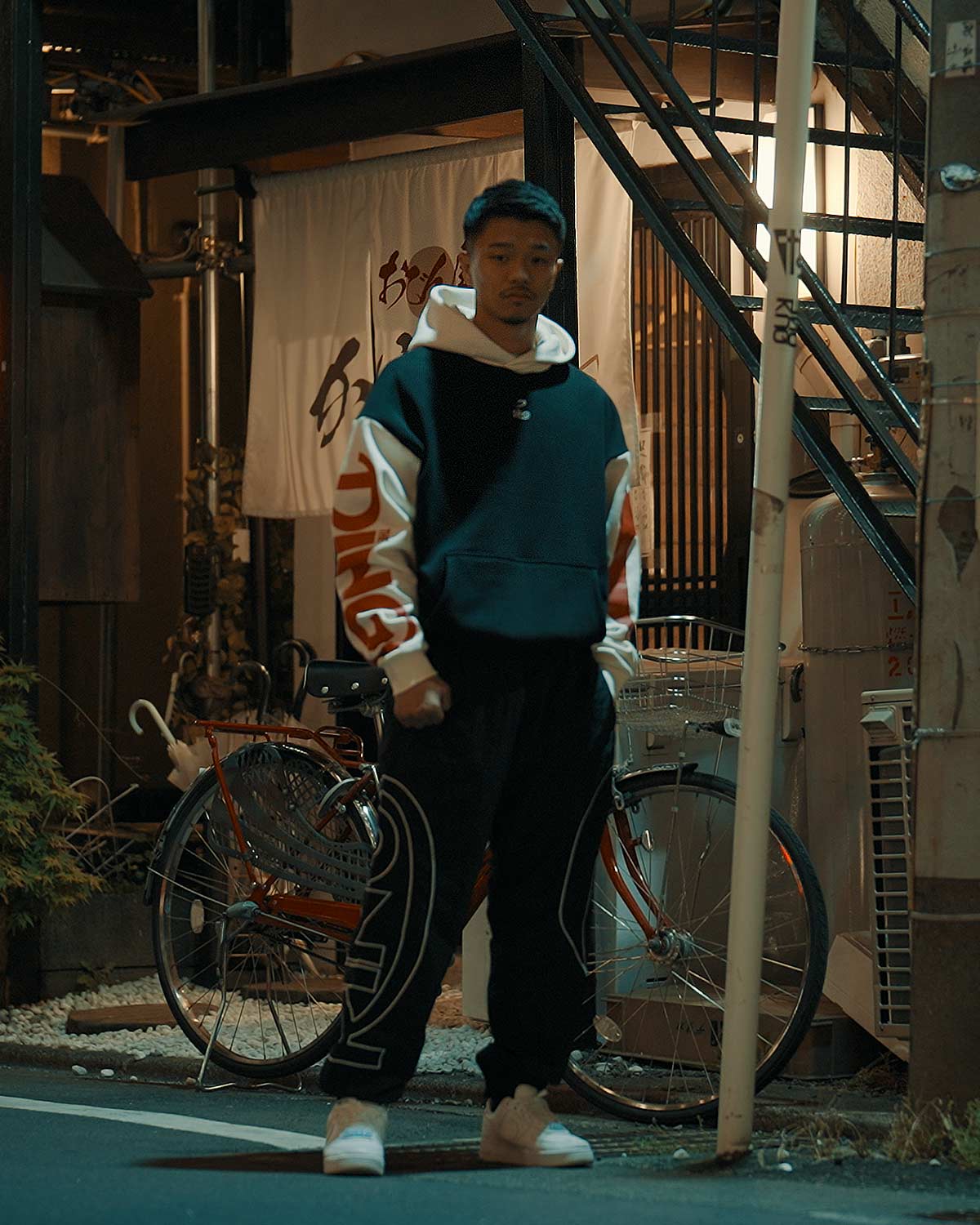 Ring x BOXRAW Oversized Hoodie - Black - Image 3