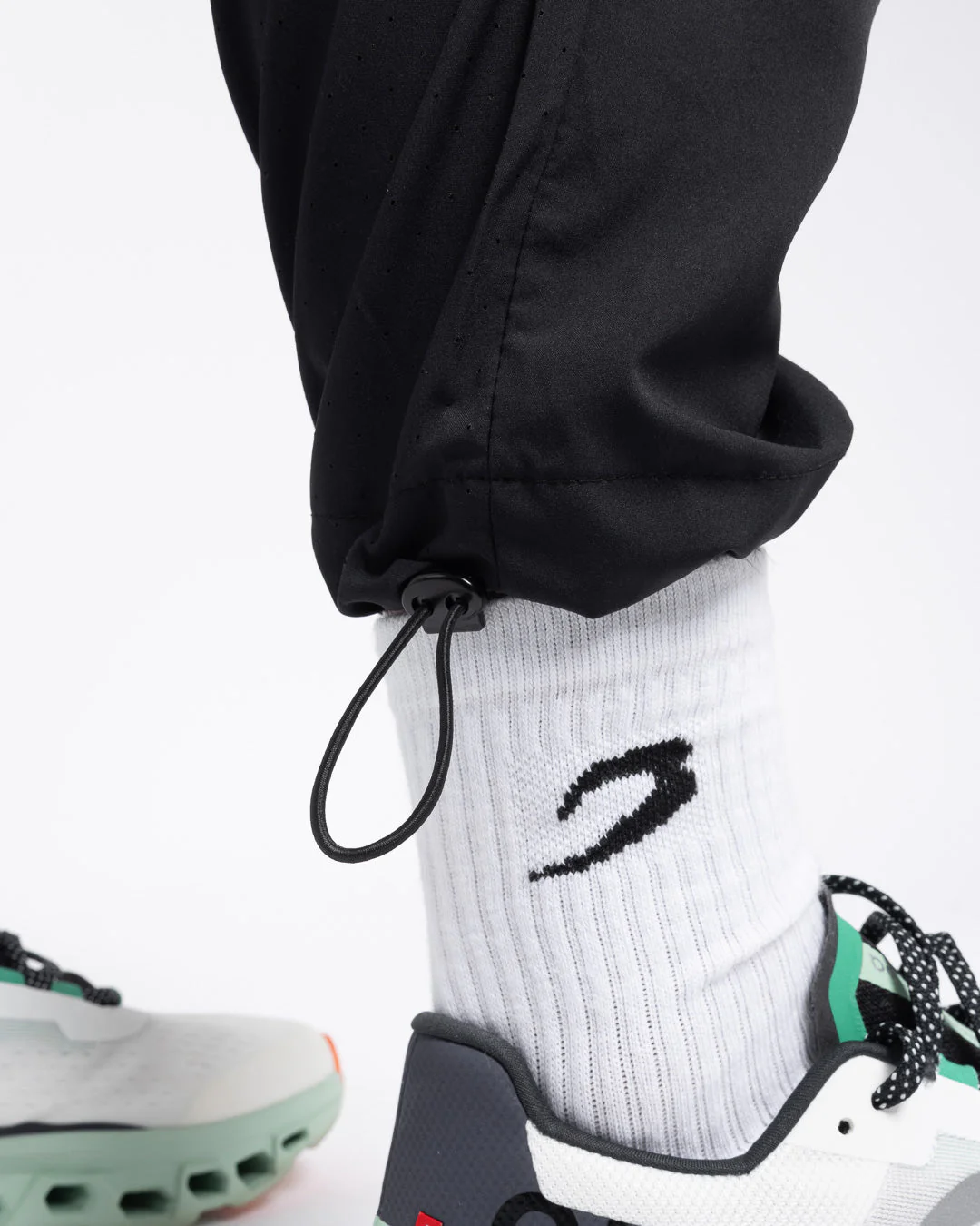 Tunero Training Joggers - Black - Image 10