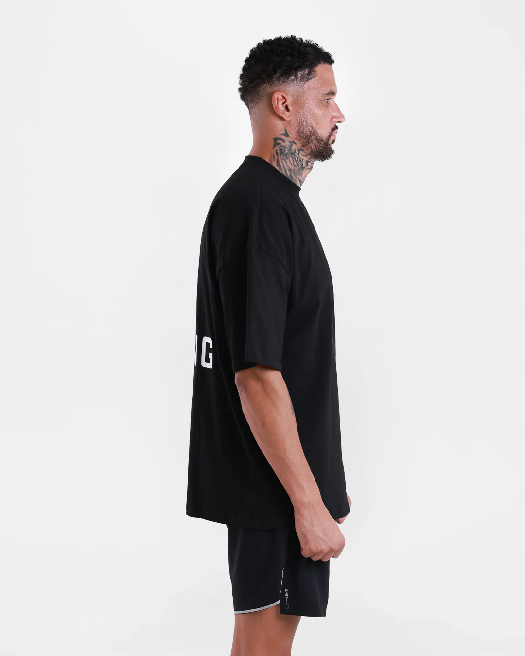 We Don't Play Boxing Oversized T-Shirt - Black/Blue - Image 6