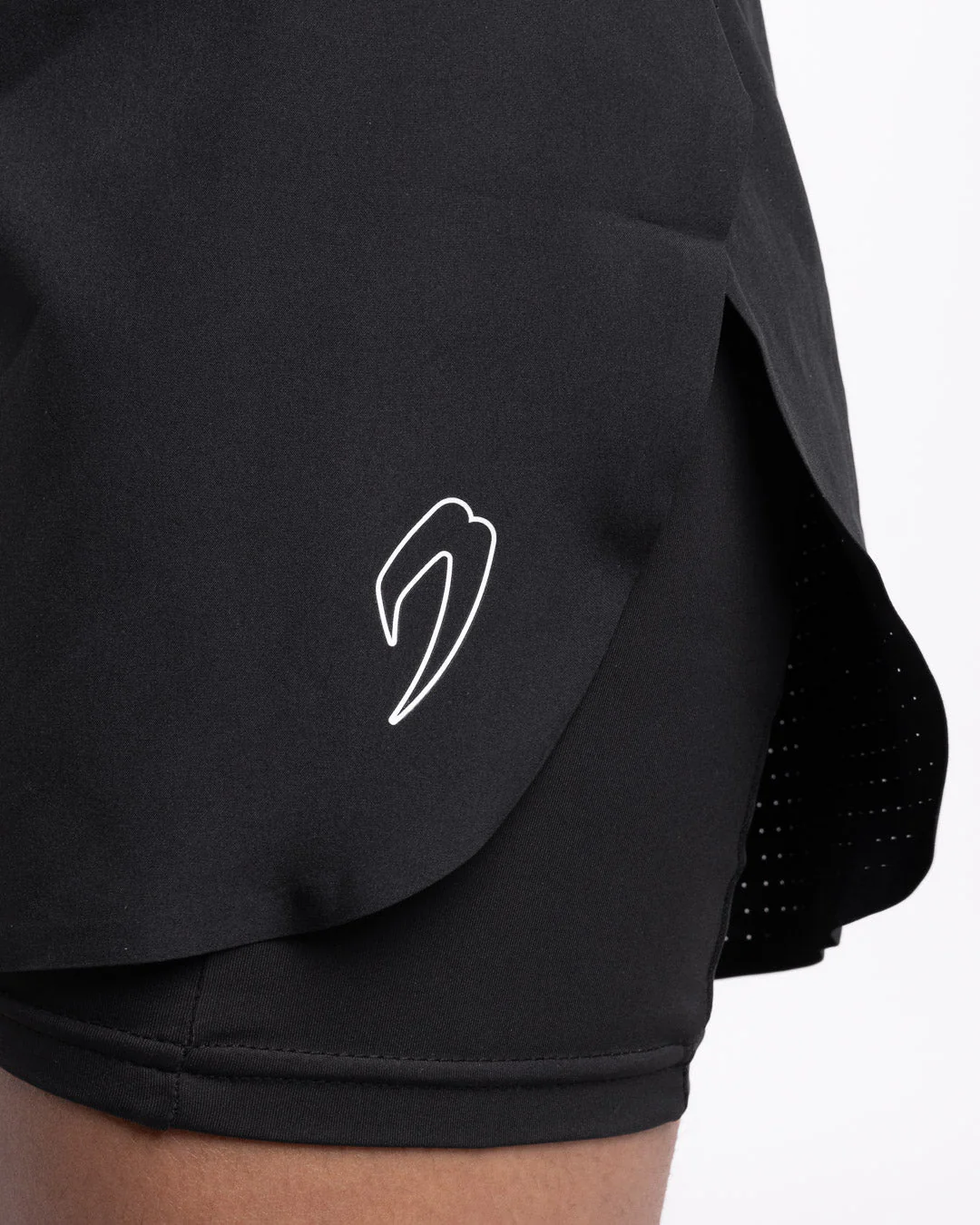 Tunero 2-in-1 Shorts - Black - Image 10