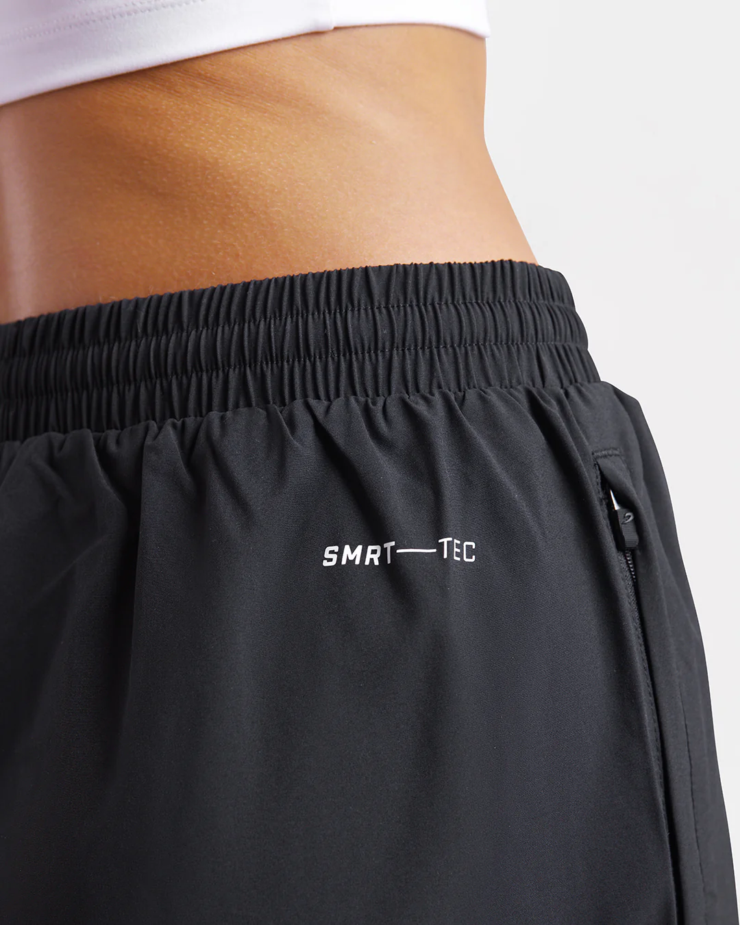 Valdes Shorts - Black - Image 9